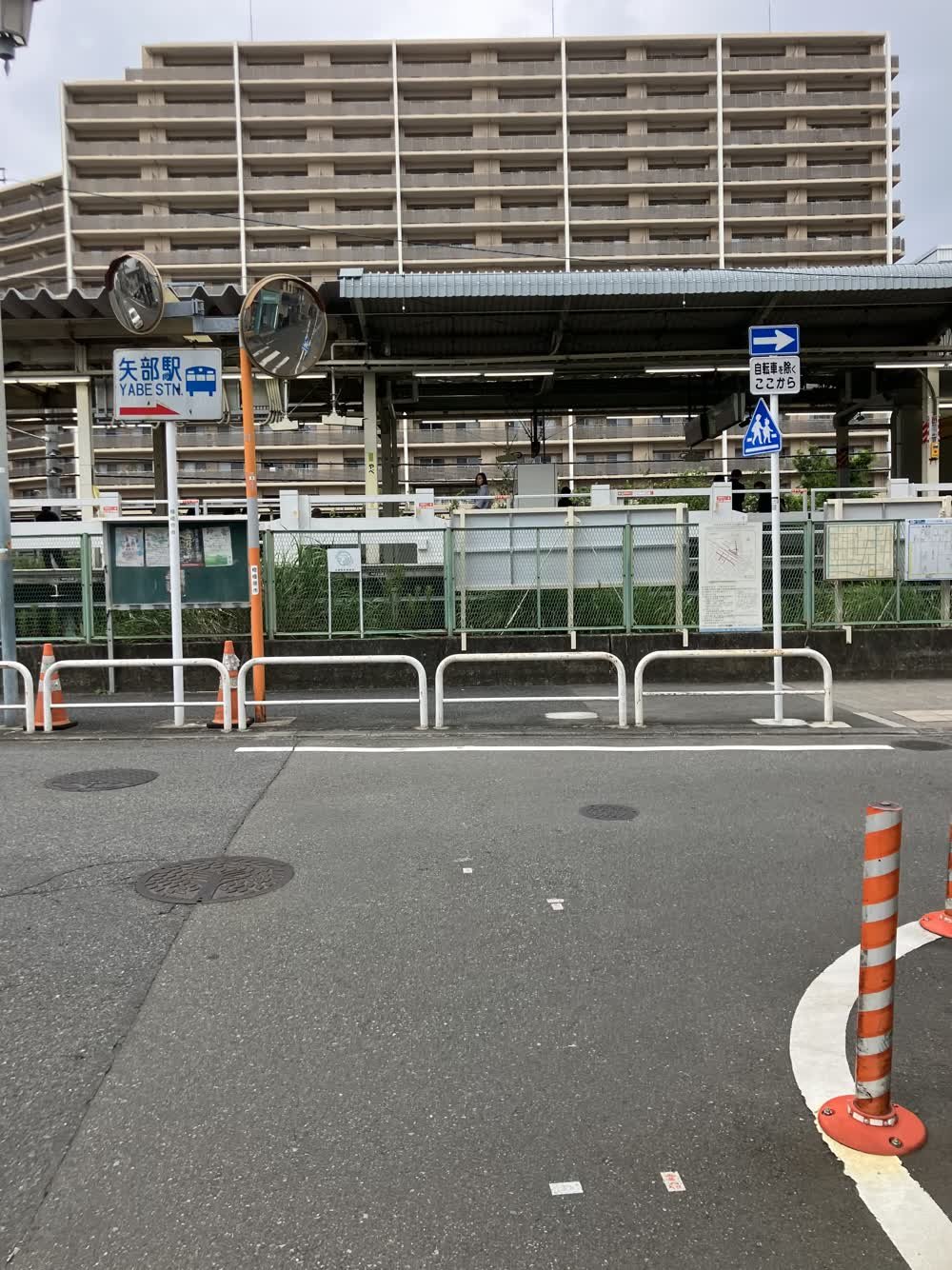 女性専用パーソナルジム リファイン 矢部駅前店|アクセス案内 14 矢部駅前の曲がり角
